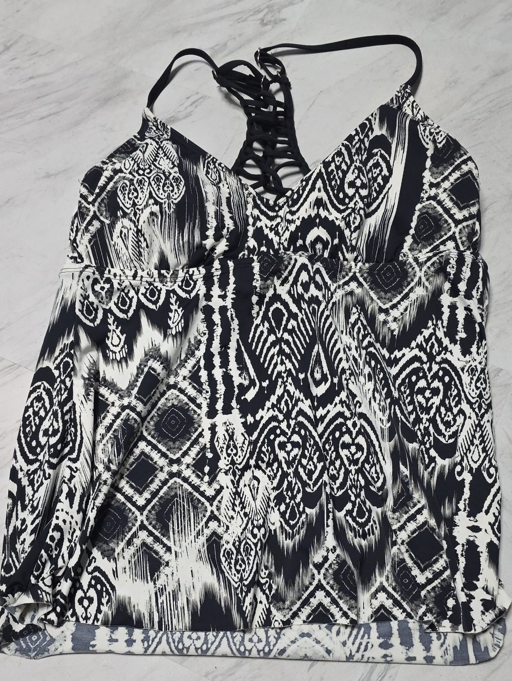Natori Black and White Printed Strappy Tank Top